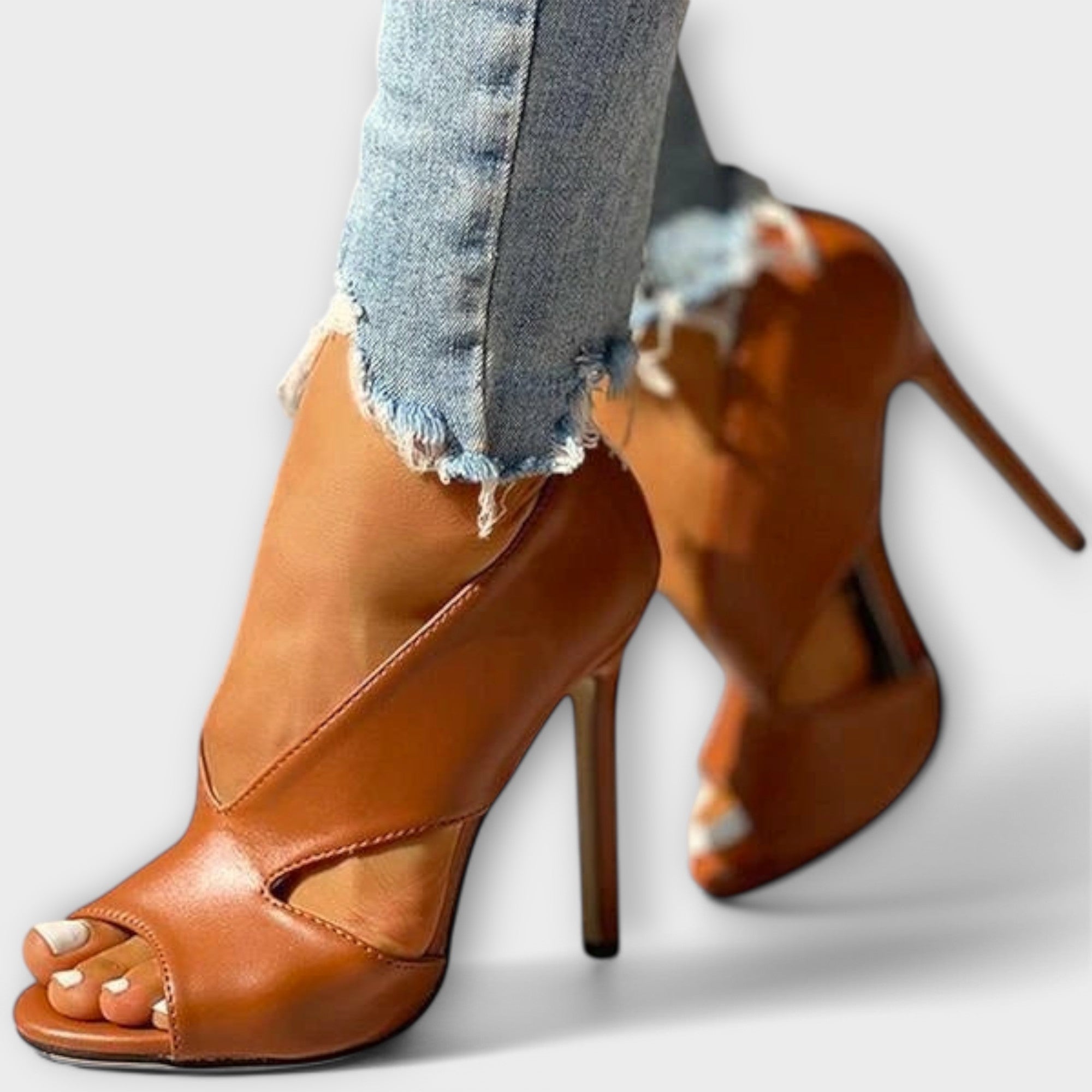 Trendy ortopedické sandály s elegantním podpatkem