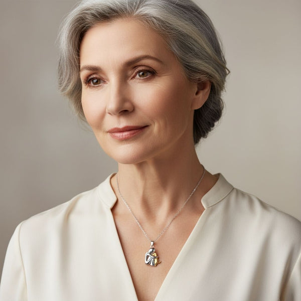 Fabiola™ | Náhrdelník s přívěskem pejska