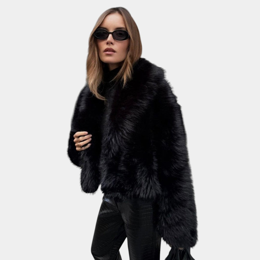 Mlada | Luxusní Černý Kabátek