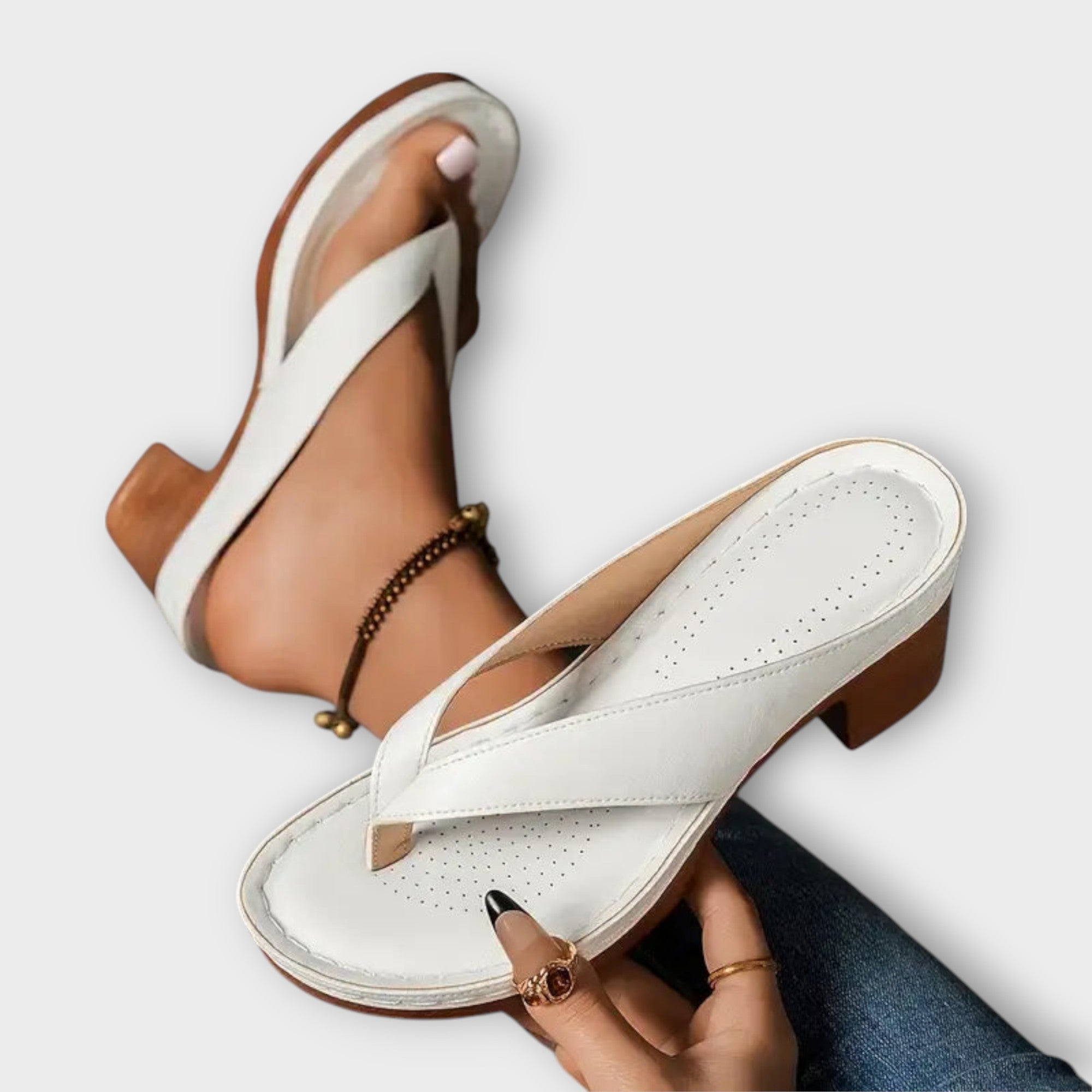 Emily - Ortopedické pantofle na podpatku