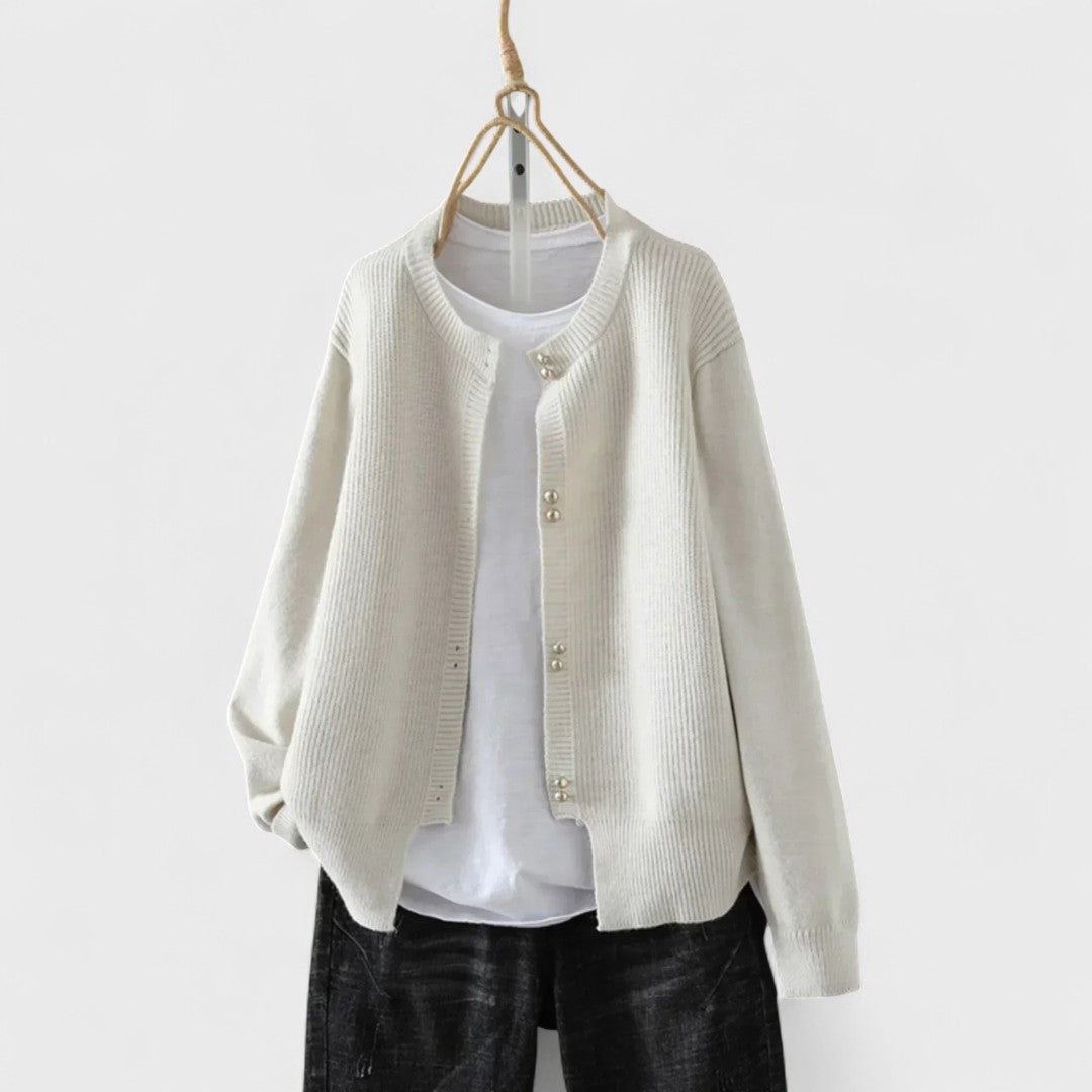 Auri - Comfortable Cardigan