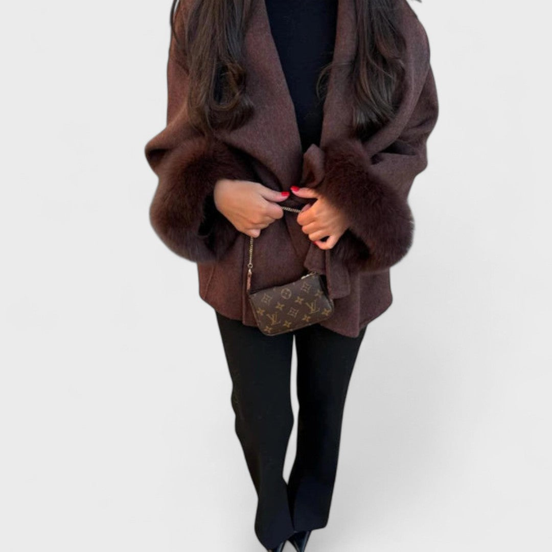 Elegant coat with eco-fur details